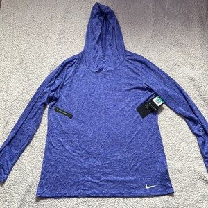 Nike dri-fit pullover hoodie